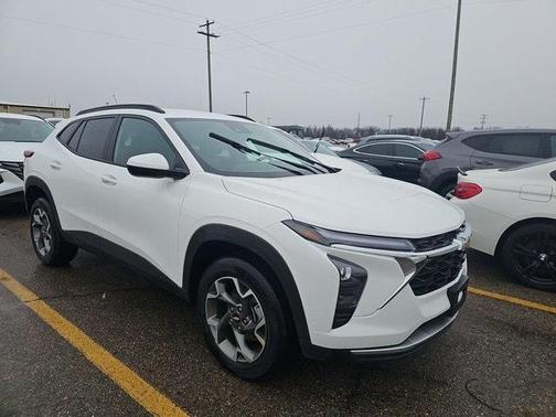 2025 Chevrolet Trax LT