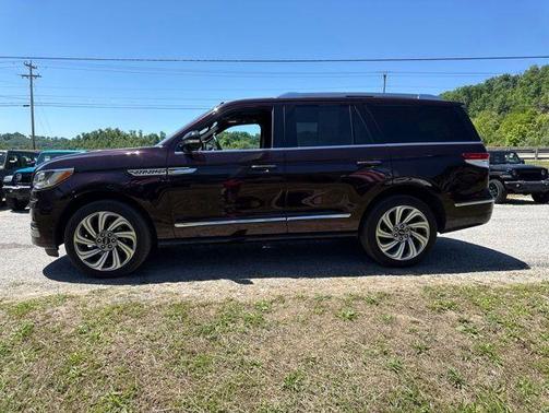 Diamond 2023 Lincoln Navigator Reserve