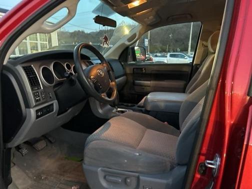 2011 Toyota Tundra Grade