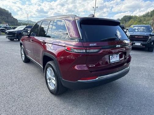 2025 Jeep Grand Cherokee Laredo X
