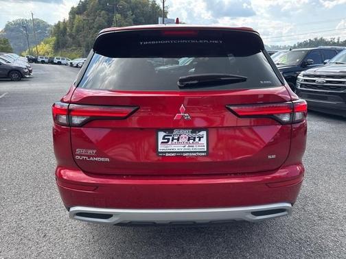 2024 Mitsubishi Outlander SE