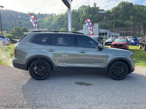 Jungle Green 2025 Kia Telluride EX X-Line
