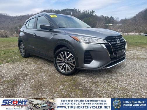 2023 Nissan Kicks SV