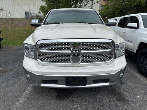 Pearl White 2017 RAM 1500 Laramie