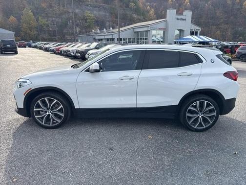 2021 BMW X2 sDrive28i
