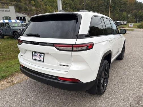 Bright White Clearcoat 2025 Jeep Grand Cherokee Limited
