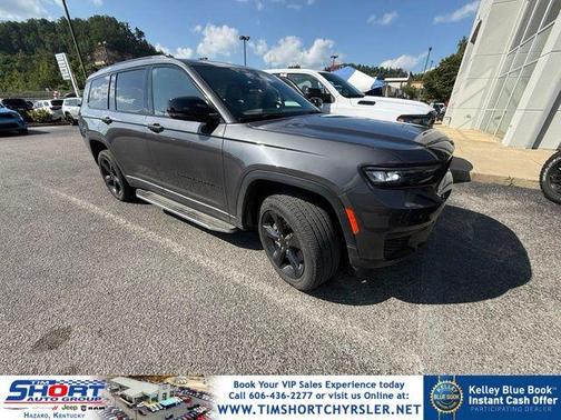 Metallic 2025 Jeep Grand Cherokee L Laredo