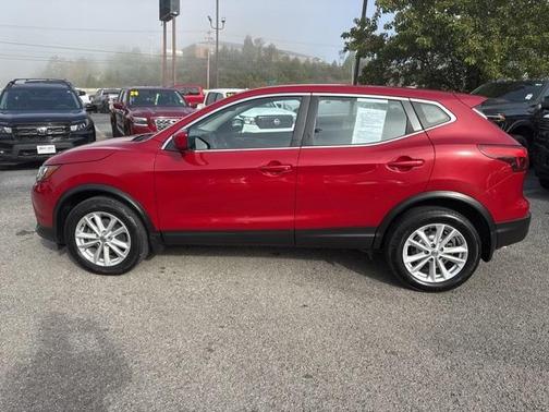 2018 Nissan Rogue Sport S