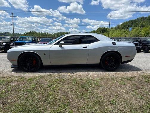 Triple Nickel Clearcoat 2021 Dodge Challenger R/T Scat Pack