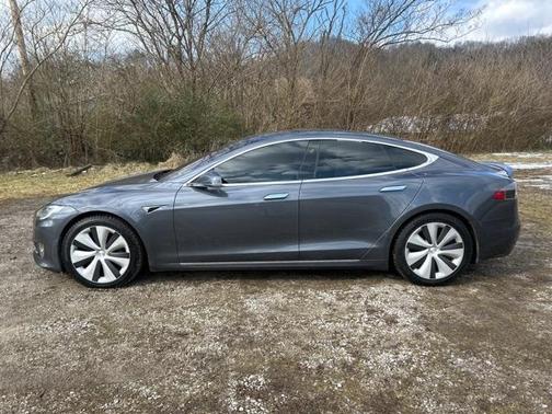 2021 Tesla Model S Long Range