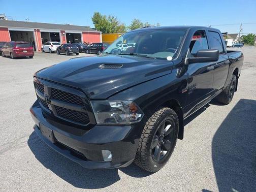 Diamond Black 2019 RAM 1500 Classic Express