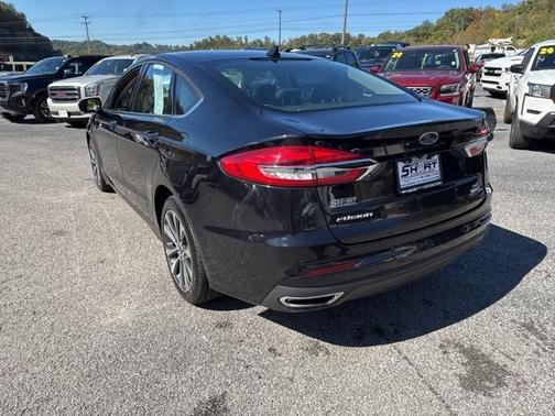 2020 Ford Fusion SE