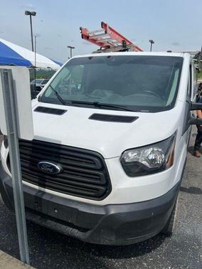 Oxford White 2019 Ford Transit-250 Base
