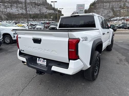 2025 Toyota Tacoma TRD Off Road