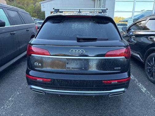 2022 Audi Q5 45 S line quattro Premium