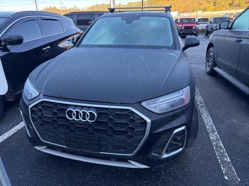 2022 Audi Q5 45 S line quattro Premium