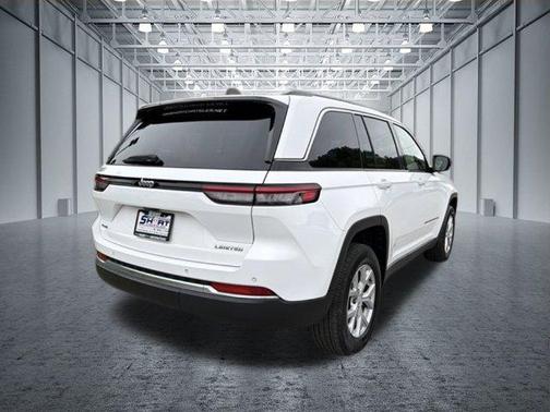 Bright White Clearcoat 2023 Jeep Grand Cherokee Limited