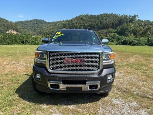 2015 GMC Sierra 2500 Denali