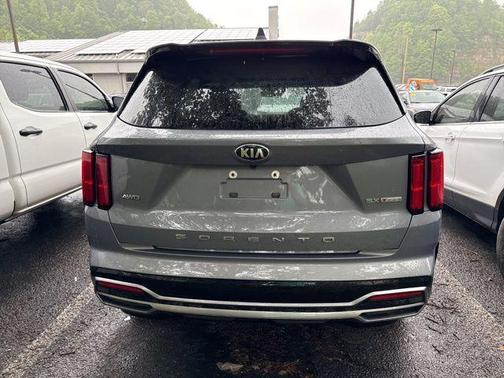 Everlasting Silver 2021 Kia Sorento SX