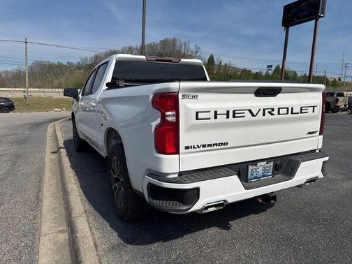 Summit White 2022 Chevrolet Silverado 1500 RST