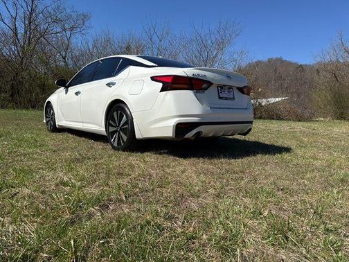 2021 Nissan Altima 2.5 SL