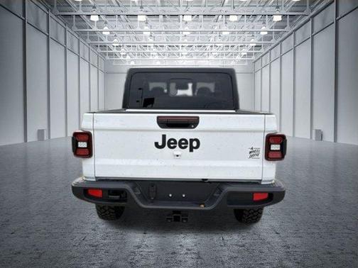 Bright White Clearcoat 2026 Jeep Gladiator Sport