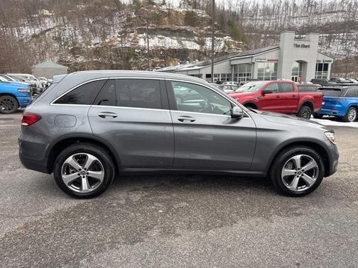 2022 Mercedes-Benz GLC 300 Base 4MATIC