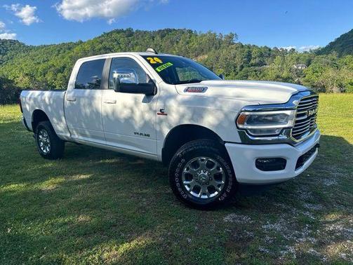 Bright White Clearcoat 2024 RAM 2500 Laramie