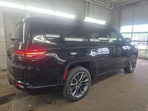 Diamond Black 2024 Jeep Grand Wagoneer Series II