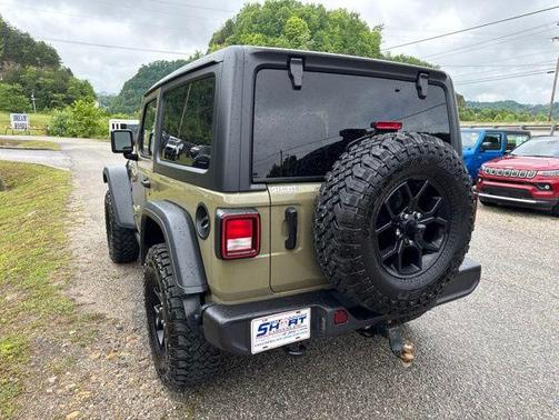 41 2025 Jeep Wrangler Sport