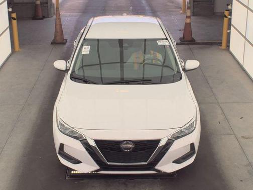Cloud White 2023 Nissan Sentra SV