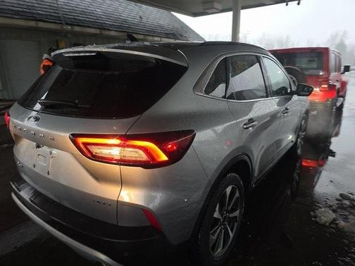 2024 Ford Escape Platinum