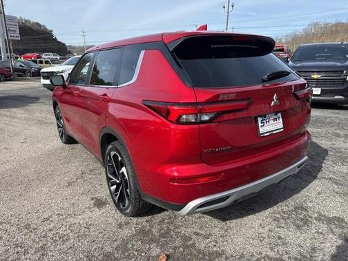 2024 Mitsubishi Outlander 
