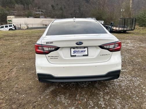 2024 Subaru Legacy 