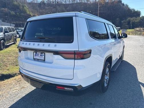 2024 Jeep Wagoneer L Base