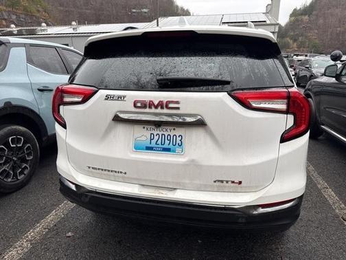 2023 GMC Terrain AT4