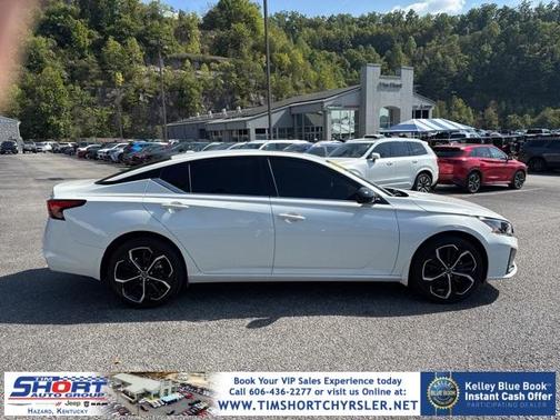 2024 Nissan Altima 2.5 SR