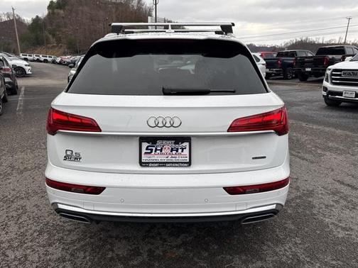 2024 Audi Q5 45 S line quattro Premium