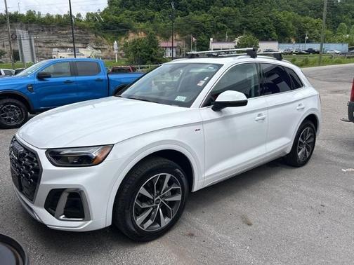2024 Audi Q5 45 S line quattro Premium