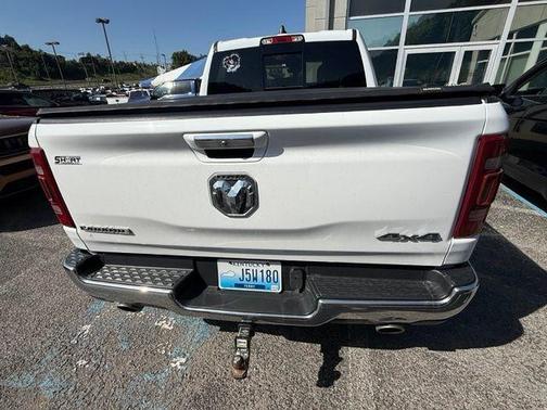 Bright White Clearcoat 2022 RAM 1500 Laramie