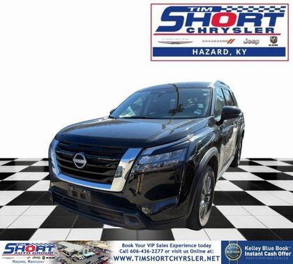 2025 Nissan Pathfinder SV