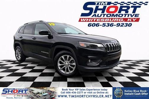 Diamond Black 2019 Jeep Cherokee Latitude Plus