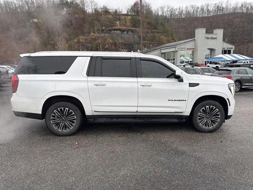 2025 GMC Yukon XL Elevation