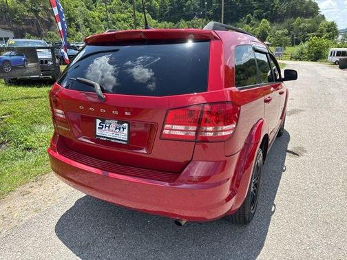Redline 2 Coat Pearl 2020 Dodge Journey SE Value
