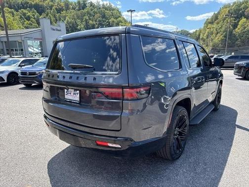 2023 Jeep Wagoneer Series II