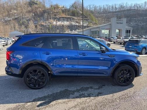2022 Kia Sorento SX