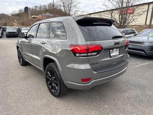2022 Jeep Grand Cherokee WK Laredo