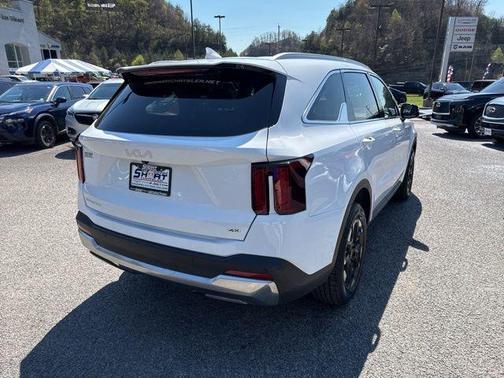 Glacial White Pearl 2024 Kia Sorento S