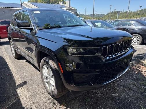 2025 Jeep Grand Cherokee Laredo X