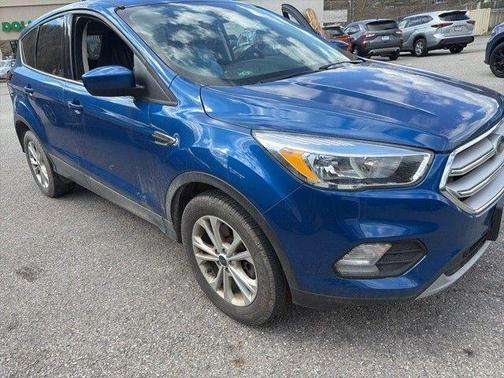 Lightning Blue 2019 Ford Escape SE